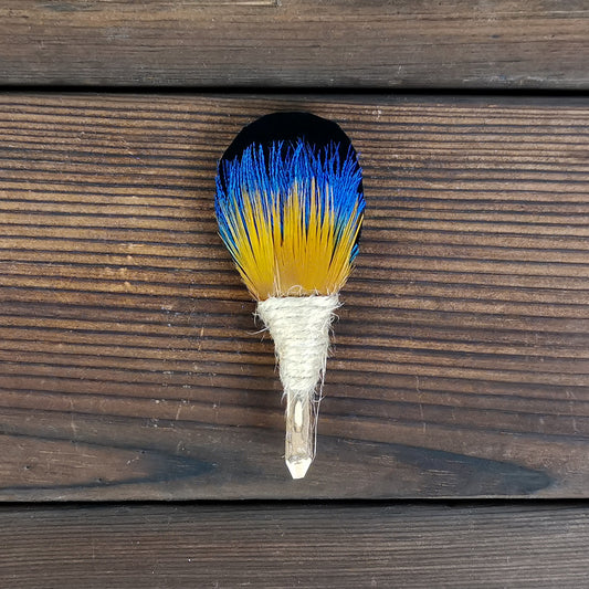 Lanzonia Men's Feather Lapel Pin Groom Boutonniere Groomsmen Brooch Handmade Blue and Yellow Feather Hat Pin Wedding Accessories - Lanzonia