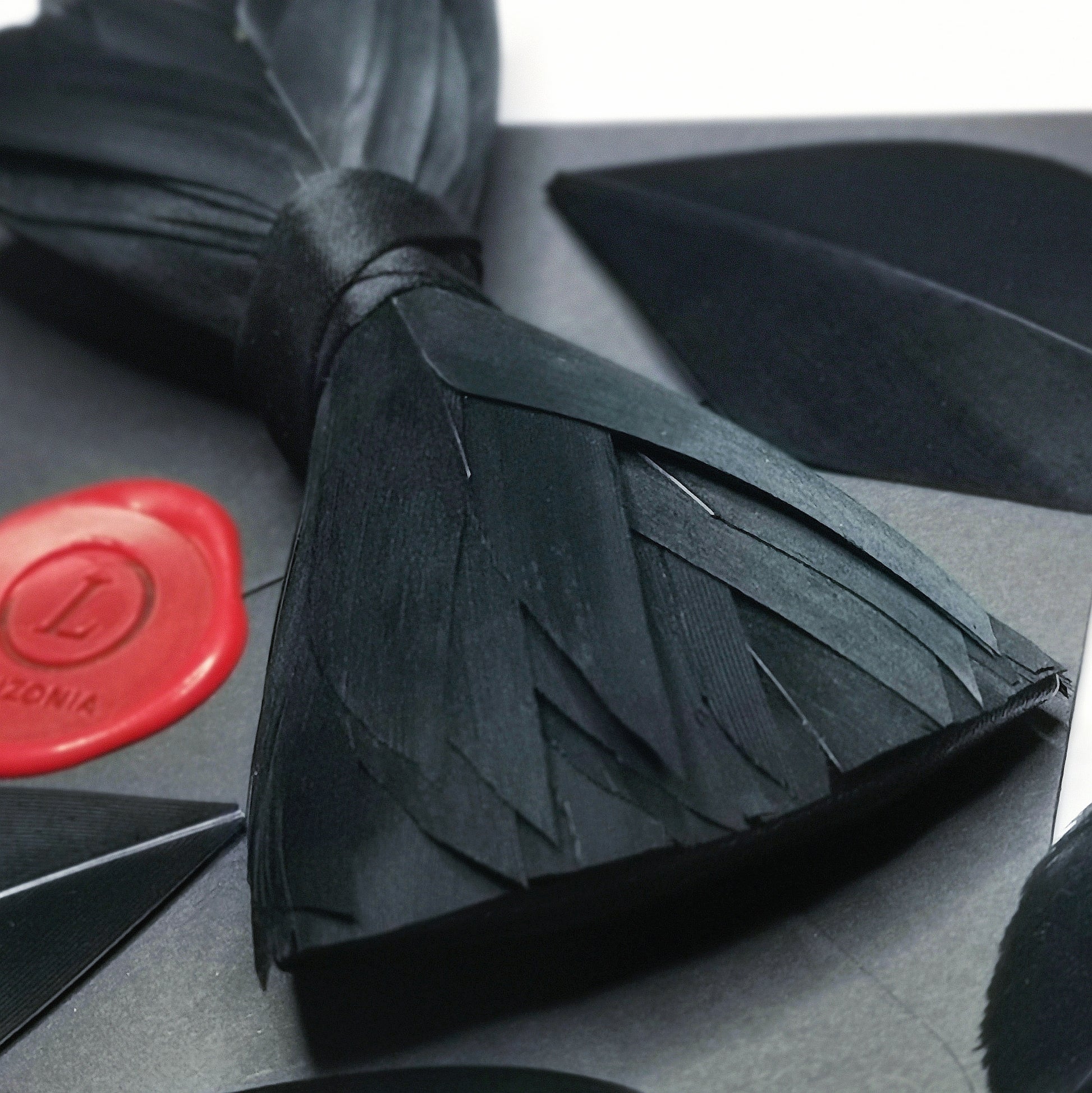 Lanzonia Feather Bow Tie for Men Handmade Black Bowtie for Wedding - Lanzonia
