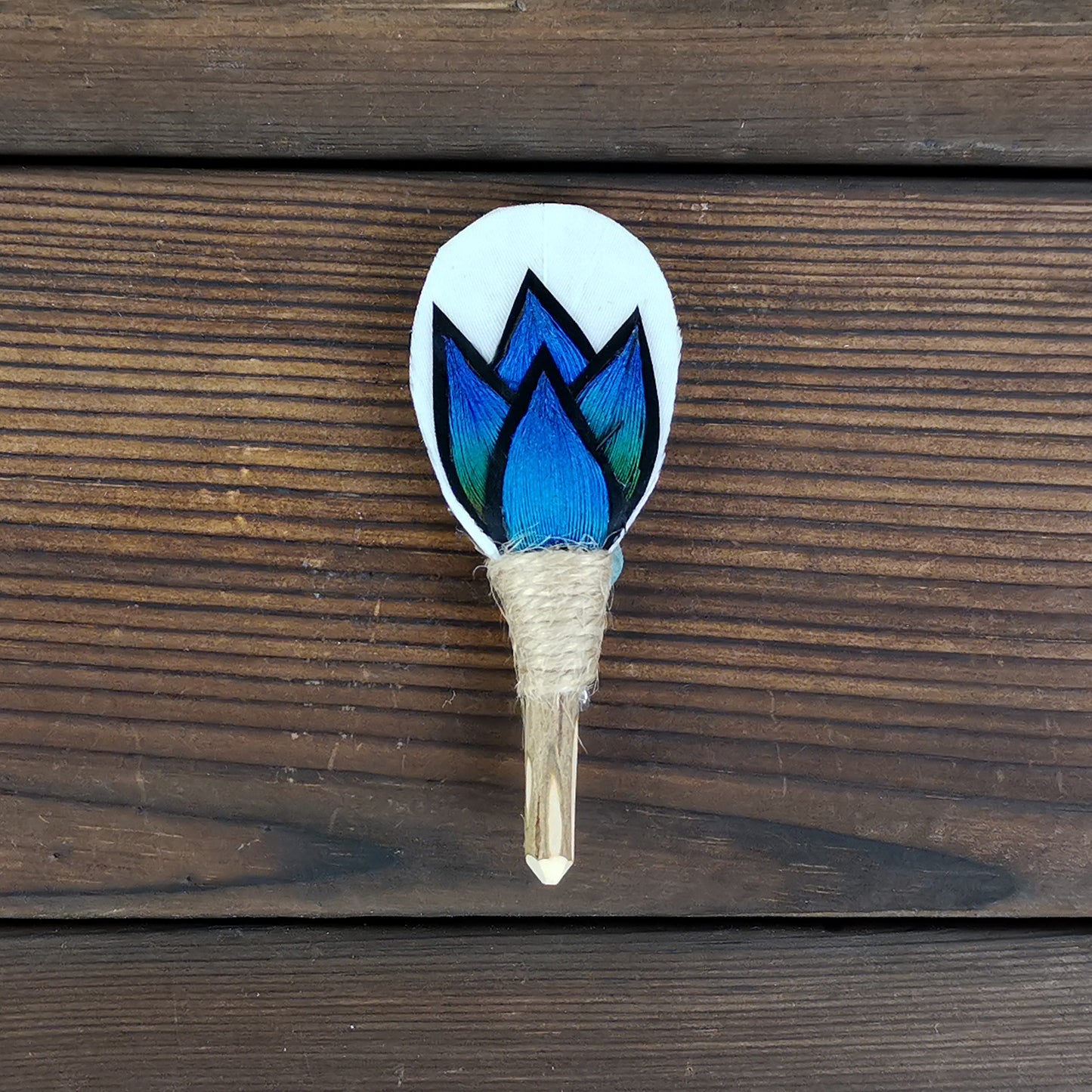 Lanzonia Men's Feather Boutonniere Groom Lapel Pin Groomsmen Brooch Handmade Feather Hat Pin Wedding Accessories - Lanzonia